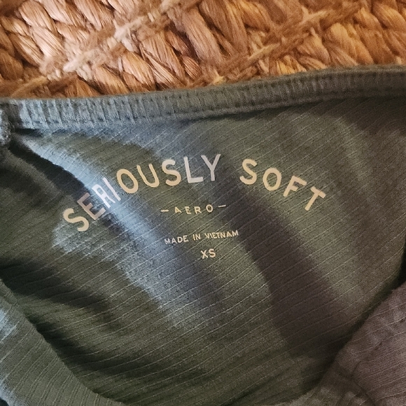 Victoria's Secret And Aerie Crop Tops - Picture 3 of 6